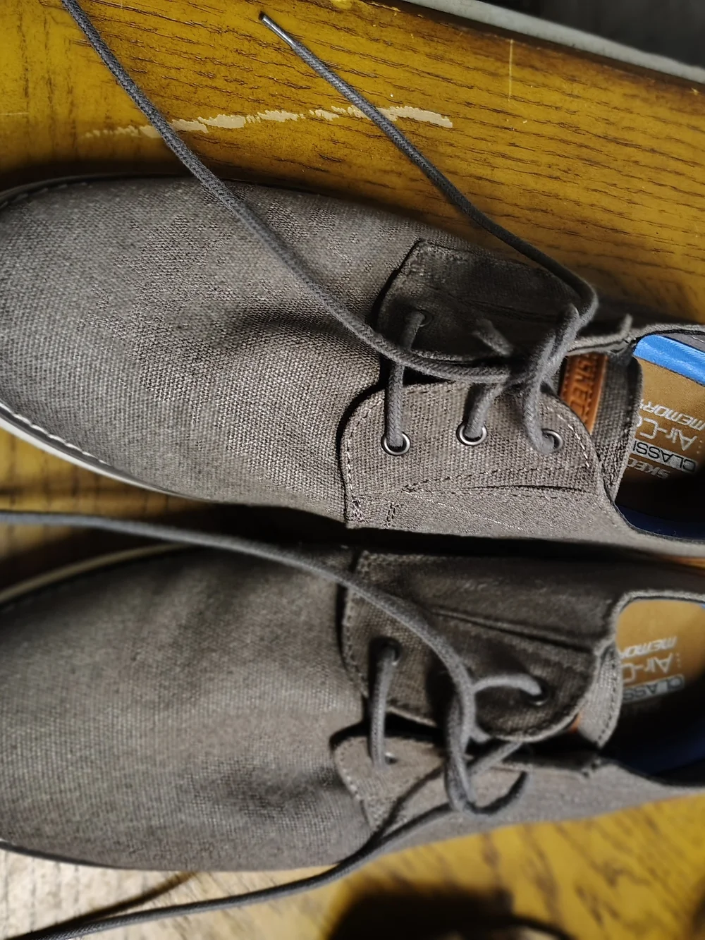 SKECHERS Classic Fit Air-Cooled Memory Foam Canvas Sneakers Gray/Brown US 11